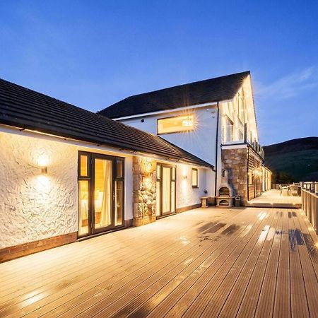 Clwyd Gate Manor Pool Sauna Hottub Cave Wales Рітін Екстер'єр фото