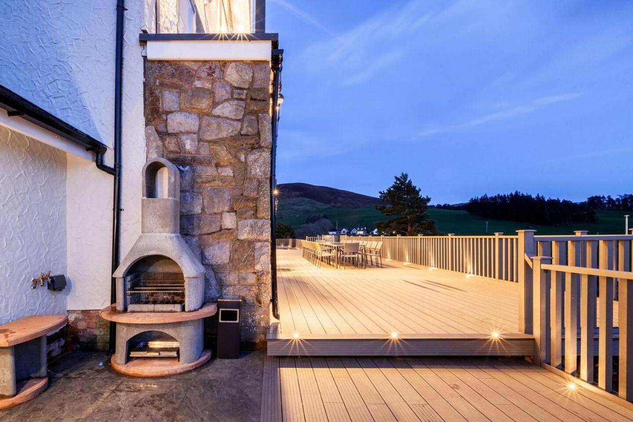 Clwyd Gate Manor Pool Sauna Hottub Cave Wales Рітін Екстер'єр фото