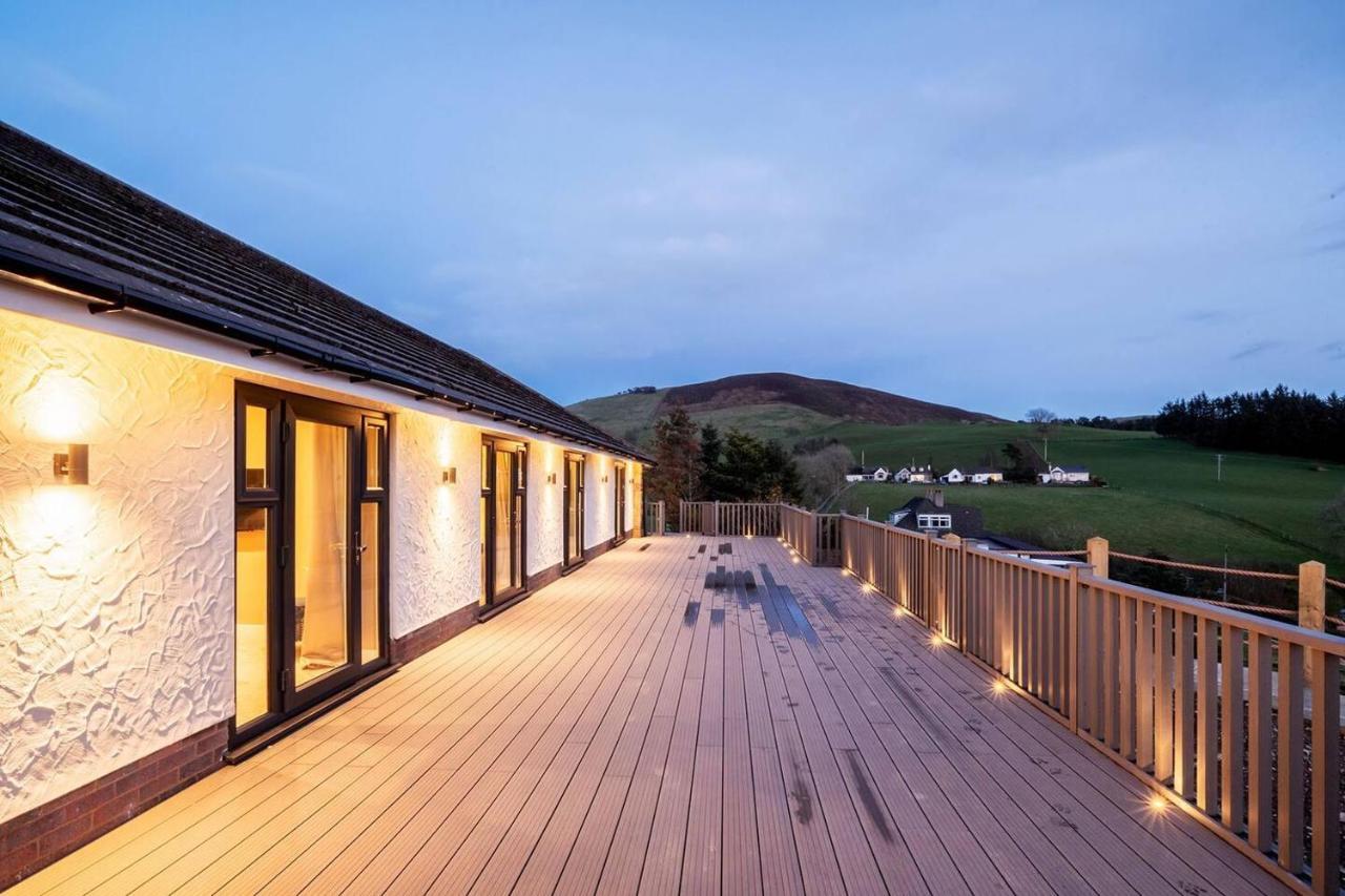 Clwyd Gate Manor Pool Sauna Hottub Cave Wales Рітін Екстер'єр фото